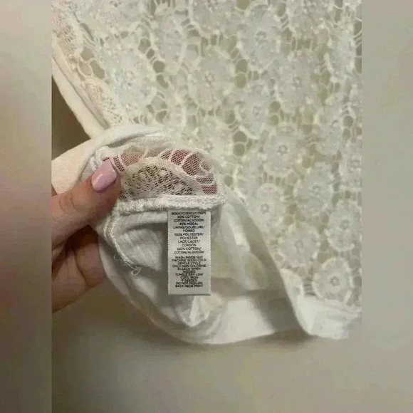 Ann Taylor LOFT - Women’s 3/4 Sleeve White Layered Embroidered Top - Size S - Picture 4 of 6